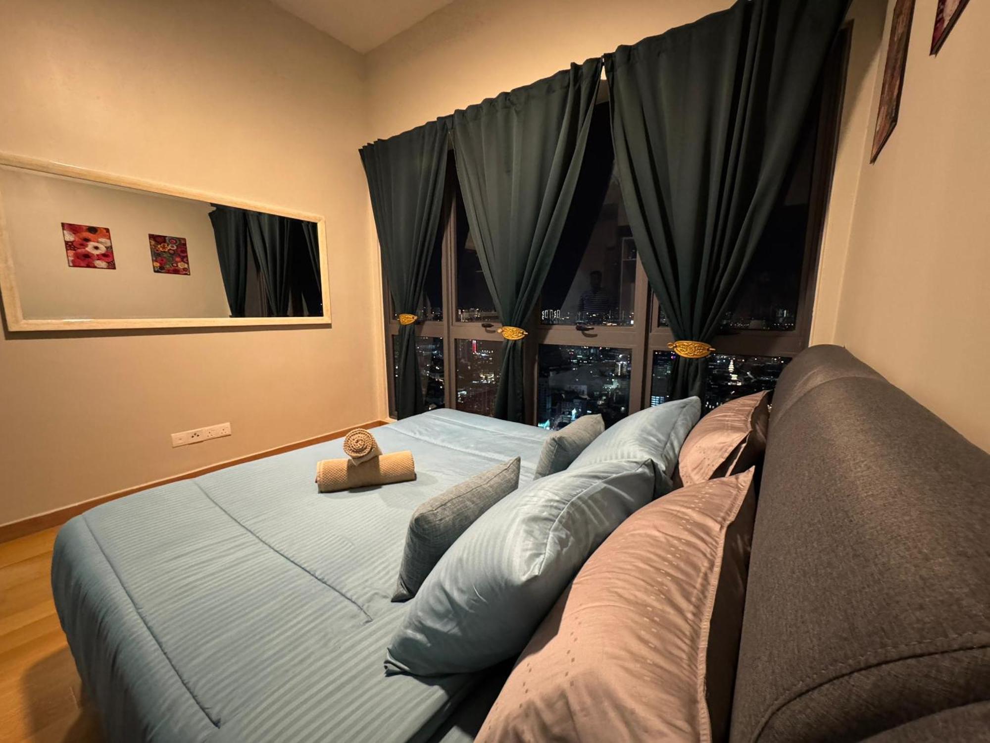 The Luxe By Infinitum Klcc By Casabellestay Apartment